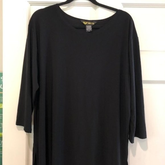 Valentina black tunic top size 1X - Picture 2 of 4